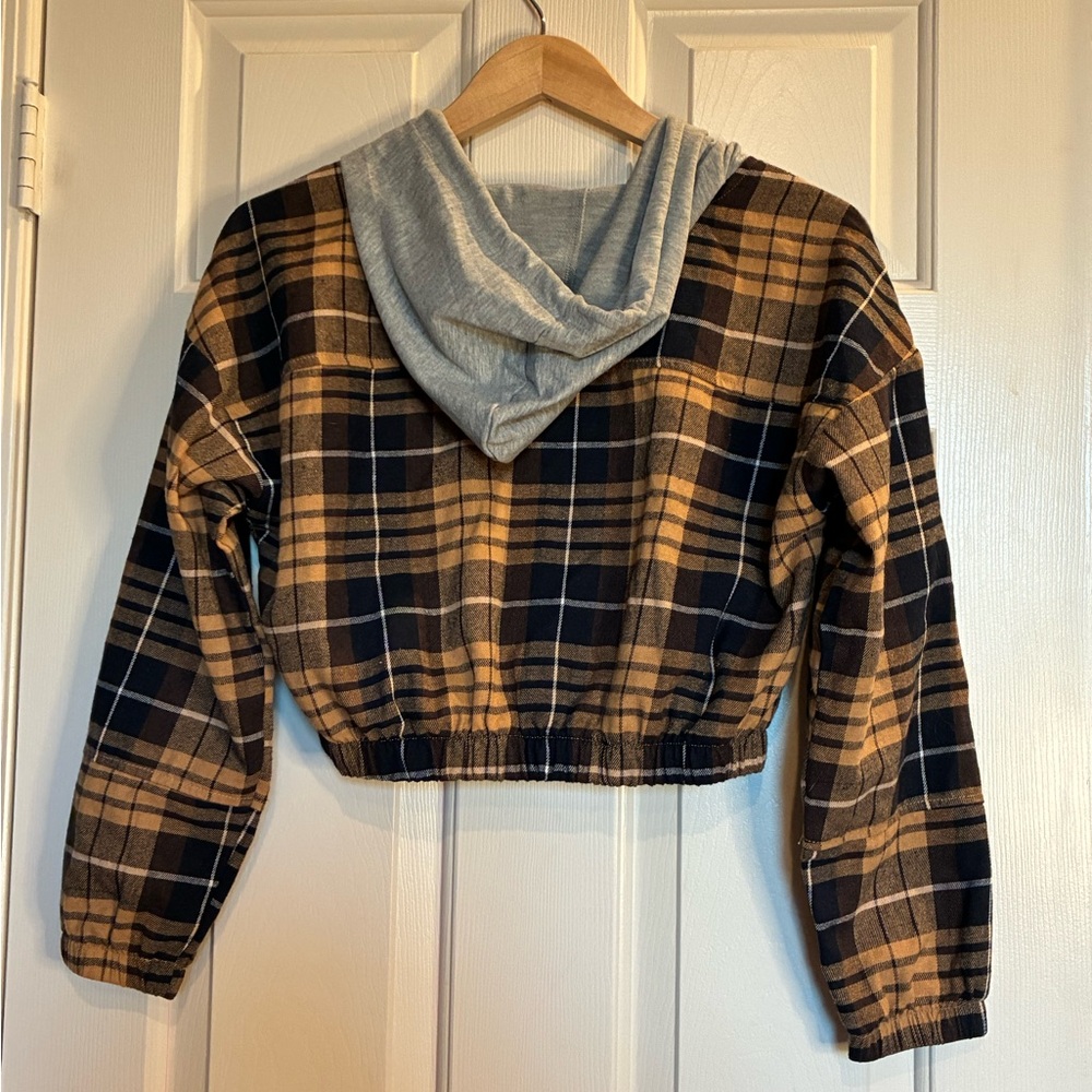 Altar'd State Gray and Tan Plaid Hoodie - Picture 4 of 9